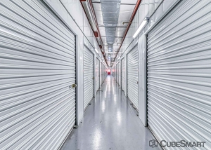 CubeSmart Self Storage - Carrollton - 4105 Fairway Dr - Photo 5