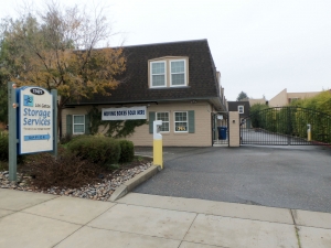 Los Gatos Storage Services Picture of Los Gatos Storage Services