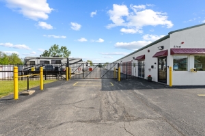 Next Door Self Storage - (Wolf Rd) Plainfield, IL - Photo 8