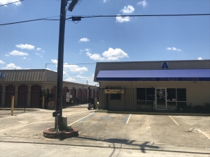 Choctaw Storage Center and Uhaul Dealer Picture of Choctaw Storage Center and Uhaul Dealer