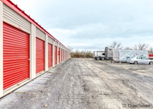 CubeSmart Self Storage - Peoria - 9219 N Industrial Rd - Photo 2