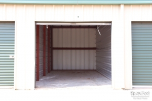 Cypresswood Self Storage - A Watson and Taylor Property Picture of Cypresswood Self Storage - A Watson and Taylor Property