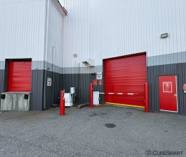 CubeSmart Self Storage - Staten Island - Photo 9