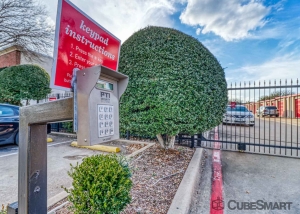 CubeSmart Self Storage - Dallas - 17613 Coit Rd - Photo 4