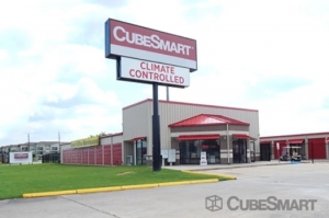 Storage Units at CubeSmart Self Storage - Katy - 1000 West Grand Parkway South - 1000 West Grand Parkway South