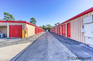 CubeSmart Self Storage - Humble - 7707 North Sam Houston Parkway East - Photo 8