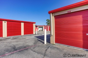 CubeSmart Self Storage - Humble - 7707 North Sam Houston Parkway East - Photo 3