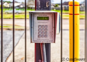 CubeSmart Self Storage - Houston - 11616 Beamer Road - Photo 14