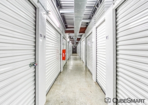 CubeSmart Self Storage - Houston - 12955 South Fwy - Photo 9