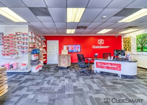 CubeSmart Self Storage - Houston - 7017 Almeda Rd - Photo 6