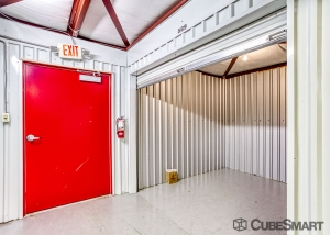 CubeSmart Self Storage - Houston - 10030 Blackhawk Boulevard - Photo 10