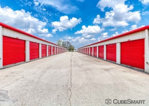 CubeSmart Self Storage - Kyle - 21400 Interstate 35 - Photo 2