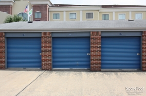 Security Self Storage - South Main - Houston - 8100 South Main Street Picture of Security Self Storage - South Main - Houston - 8100 South Main Street