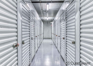CubeSmart Self Storage - Fort Lauderdale - 901 Northwest 1st Street - Photo 3