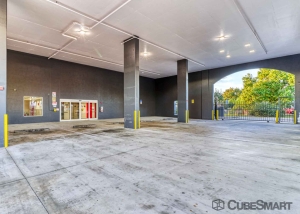 CubeSmart Self Storage - Fort Lauderdale - 901 Northwest 1st Street - Photo 6