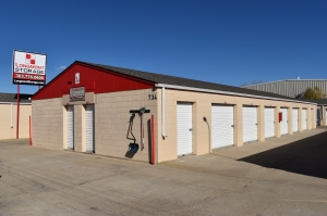 Longmont Storage - 734 S Lincoln St