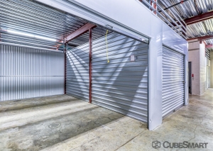 CubeSmart Self Storage - Tyler - 6212 Hollytree Dr - Photo 7