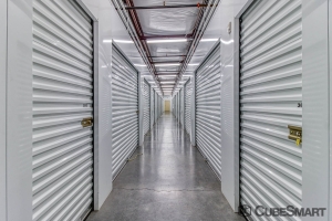 CubeSmart Self Storage - Phoenix - 2680 E Mohawk Ln - Photo 16