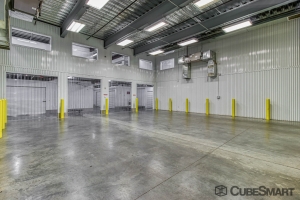 CubeSmart Self Storage - Phoenix - 2680 E Mohawk Ln - Photo 10