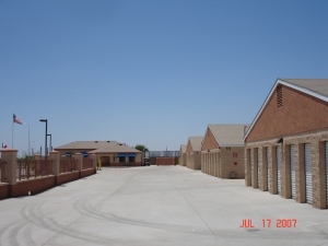 Arizona Storage Inns - 67th Avenue - Photo 5