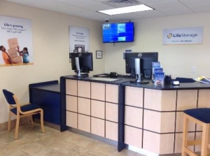 Life Storage - San Antonio - Walzem Road Picture of Life Storage - San Antonio - Walzem Road