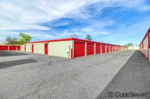 CubeSmart Self Storage - Surprise - 15821 North Dysart Road - Photo 6