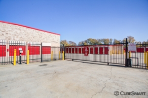 CubeSmart Self Storage - Austin - 2201 South Pleasant Valley Road Picture of CubeSmart Self Storage - Austin - 2201 South Pleasant Valley Road