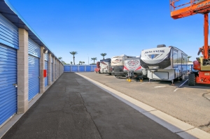US Storage Centers - Glendale - 5801 West San Miguel Avenue - Photo 7