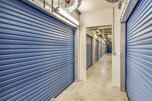 US Storage Centers - Murfreesboro - 136 River Rock Boulevard - Photo 8