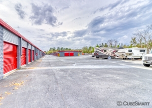 CubeSmart Self Storage - Jacksonville - 8421 Cheswick Oak Ave - Photo 7