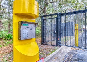 CubeSmart Self Storage - Jacksonville - 8421 Cheswick Oak Ave - Photo 8