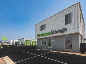 Extra Space Storage - 1076 - Westminster - Irving St