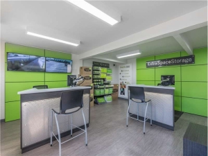 Extra Space Storage - 0163 - Albuquerque - Eubank SE - Photo 3