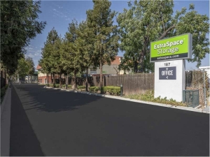 Extra Space Storage - 0416 - Campbell - East Sunnyoaks Ave