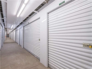 Extra Space Storage - 0502 - Mt Vernon - Northwest St - Photo 5