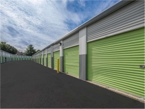 Extra Space Storage - 0783 - Overland Park - Mastin Dr - Photo 4