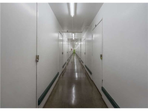 Extra Space Storage - 0794 - San Jose - Thornton Way - Photo 5