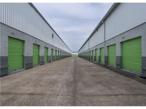 Extra Space Storage - 1377 - San Leandro - Doolittle Dr - Photo 4