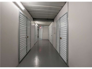 Extra Space Storage - 1377 - San Leandro - Doolittle Dr - Photo 5
