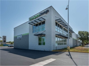 Extra Space Storage - 8185 - St Petersburg - Pasadena Avenue S - Photo 6