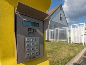 Extra Space Storage - 1501 - Cincinnati - Hamilton Ave - Photo 2