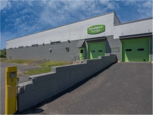 Extra Space Storage - 1519 - Cranbury - Route 130 - Photo 5