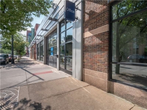 Extra Space Storage - 8433 - Chicago - 1242 W Washington