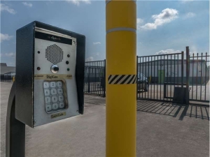 Extra Space Storage - 8455 - Holiday - US Highway 19 - Photo 2