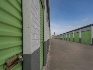 Extra Space Storage - 8455 - Holiday - US Highway 19 - Photo 4