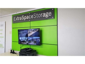 Extra Space Storage - 8455 - Holiday - US Highway 19 - Photo 7