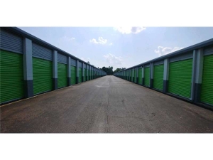 Extra Space Storage - 1568 - Chesapeake - Bruce Rd - Photo 4