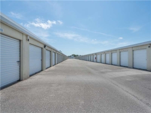Extra Space Storage - 8460 - Kissimmee - Pleasant Hill Rd - Photo 4