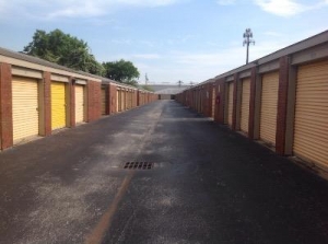 Life Storage - Houston - 10114 Katy Freeway Picture of Life Storage - Houston - 10114 Katy Freeway
