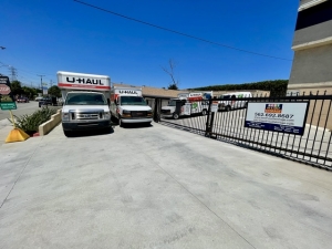 Best Self Storage - Photo 3